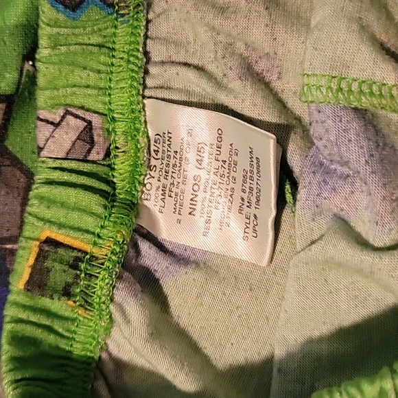 Minecraft Size 4/5 PJs - Picture 3 of 4